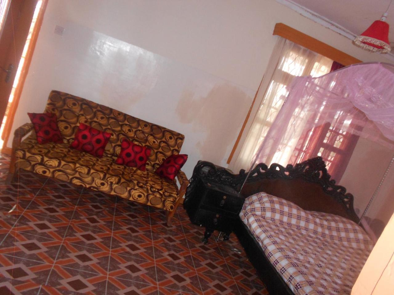 Mountain View Self Catering Guesthouse & Hostel Kisumu Exterior photo